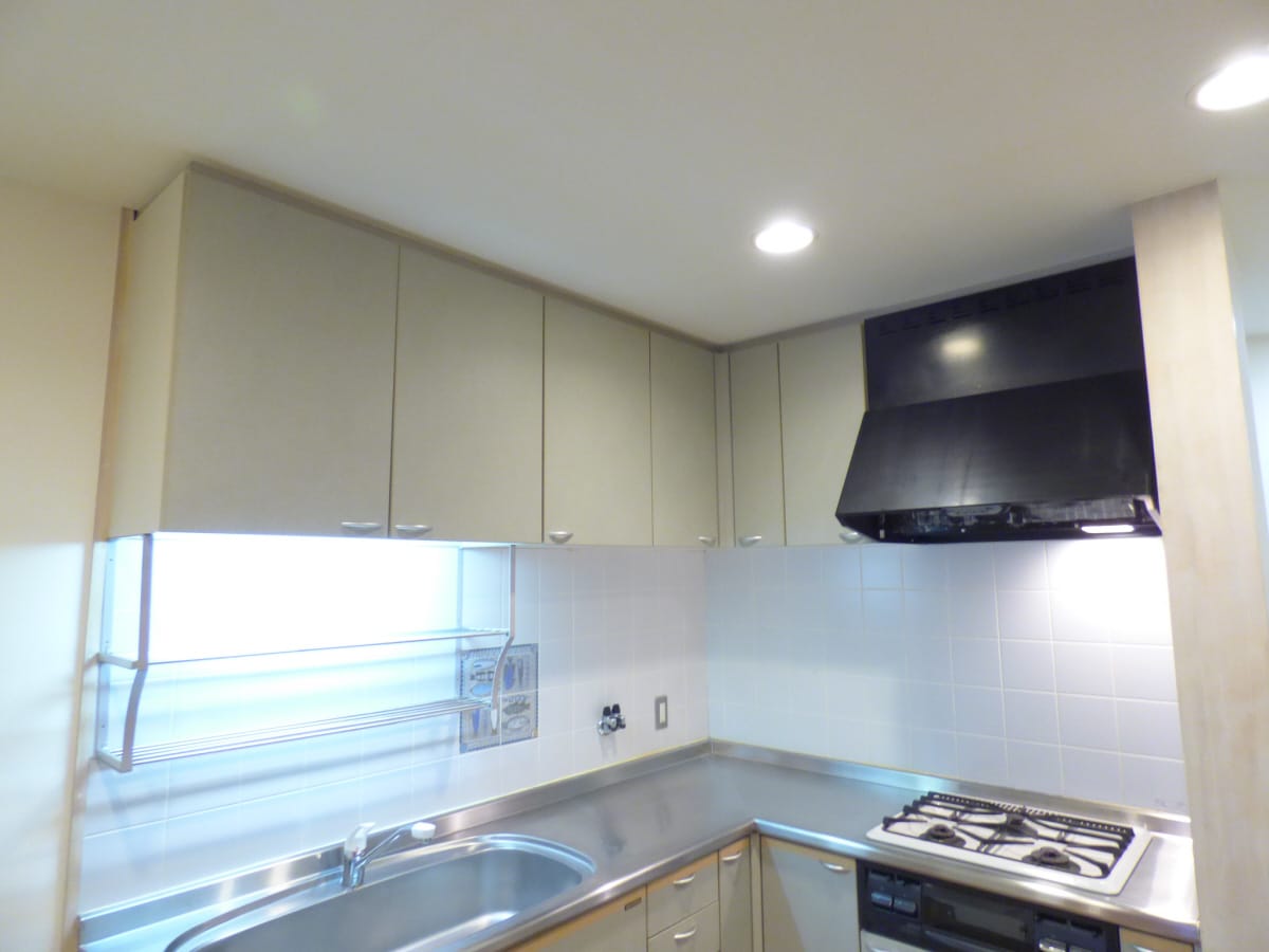 レンジフード＆キッチン収納 Ｙ’ｓ　Ｔｅｒｒａｃｅ　Ｈｏｕｓｅ