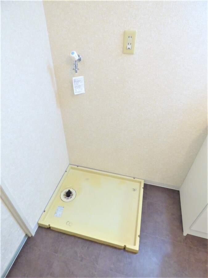 室内洗濯機置場 ロイヤルメゾン東須磨