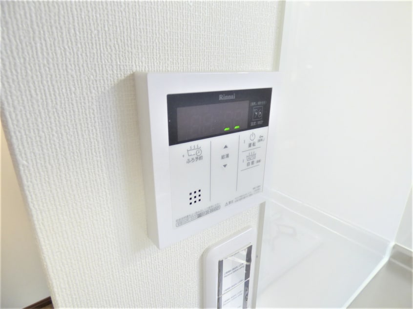 給湯器リモコン ＥＲコート堀池町
