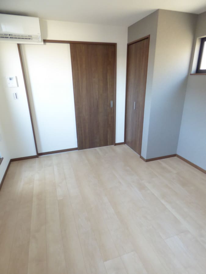 キレイなフローリング ＥＲコート堀池町