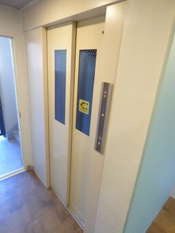 エレベーター完備