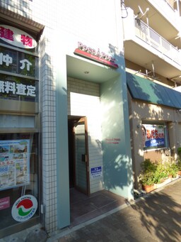 キレイなエントランス