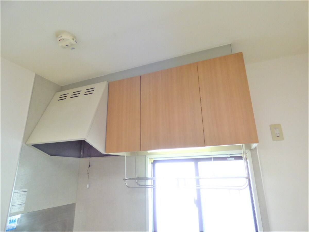 レンジフード＆キッチン収納 須磨天神ハイツ