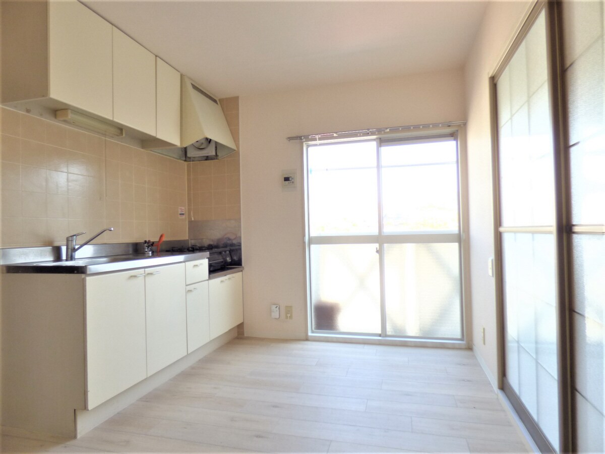 明るいダイニング フレグランス妙法寺Ｂ棟