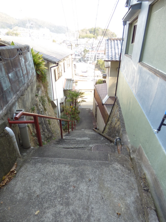 階段がすごいです 山下荘
