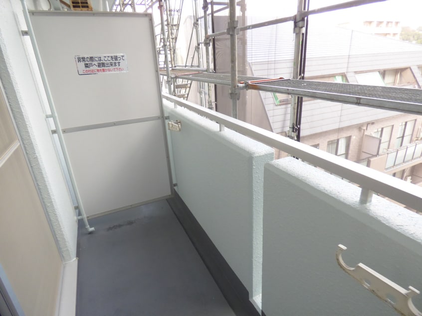 南東向きバルコニーで日当たり良好 フロール須磨