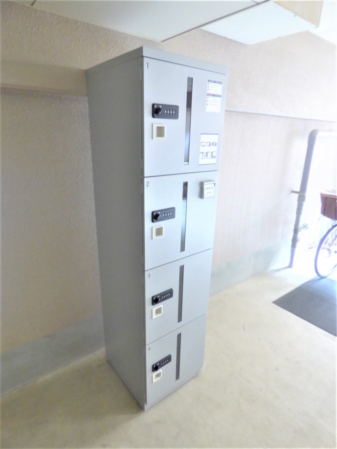 荷物がいつ届いても安心の宅配ボックス セリテ板宿