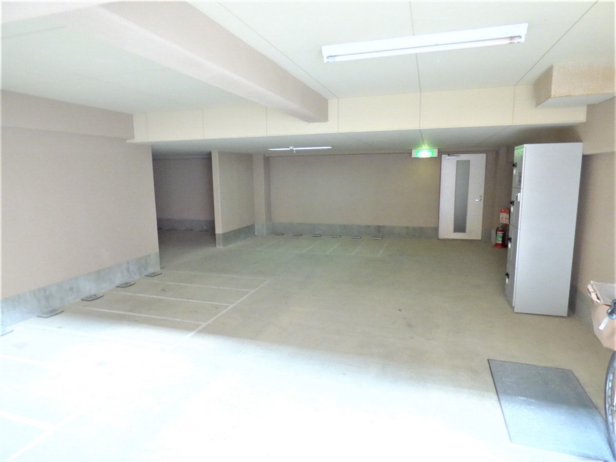 駐車場＆バイク置場 セリテ板宿