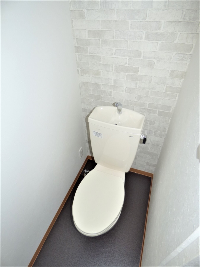 トイレ新品に入替 山下荘