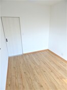 リノベーション済みでキレイな洋室 山下荘
