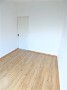 広々とした洋室 山下荘