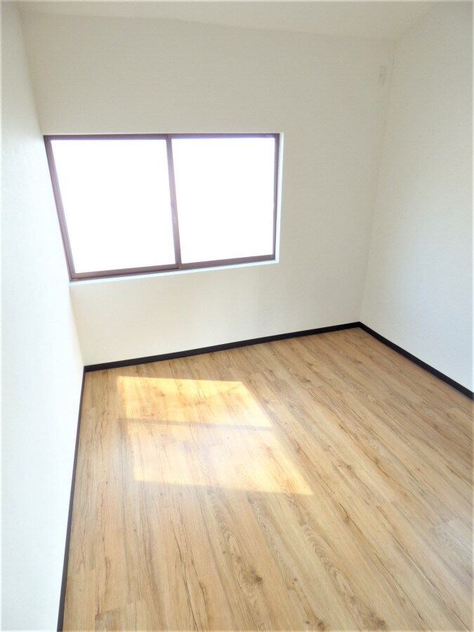広々とした洋室 山下荘