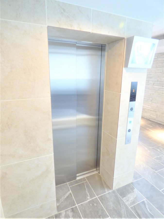 ＴＶモニター付エレベーター完備 ＬｅＬｉｅｎＩｔａｙａｄｏ