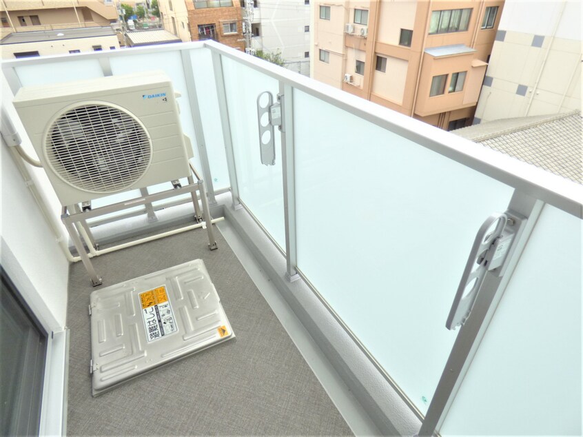 南西向きバルコニーで日当たり良好 ＬｅＬｉｅｎＩｔａｙａｄｏ