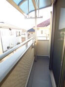 屋根のある南東向きバルコニー 須磨寺町２丁目貸家