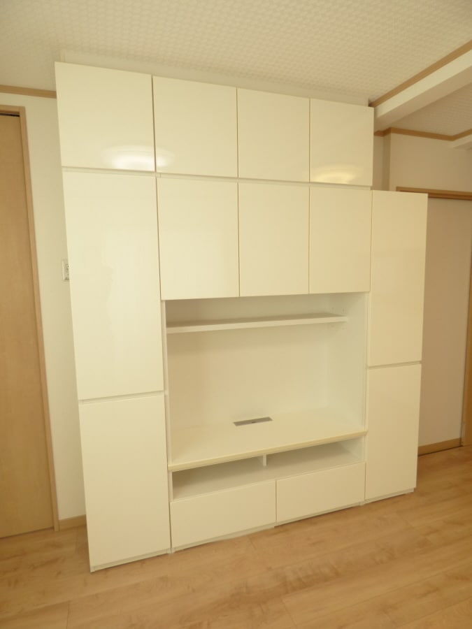 収納多数のテレビ台 須磨寺町２丁目貸家