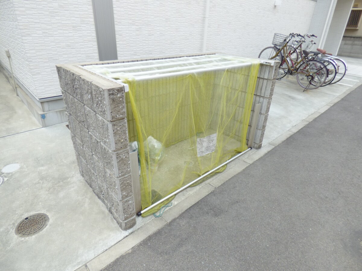 敷地内ゴミステーション ワコーレヴィータ須磨月見山本町