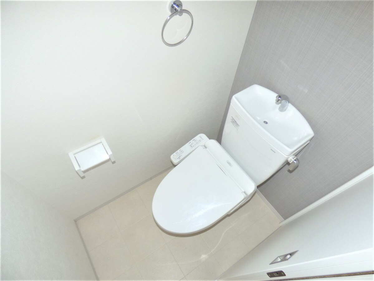 ウォシュレット付トイレ ワコーレヴィータ須磨月見山本町