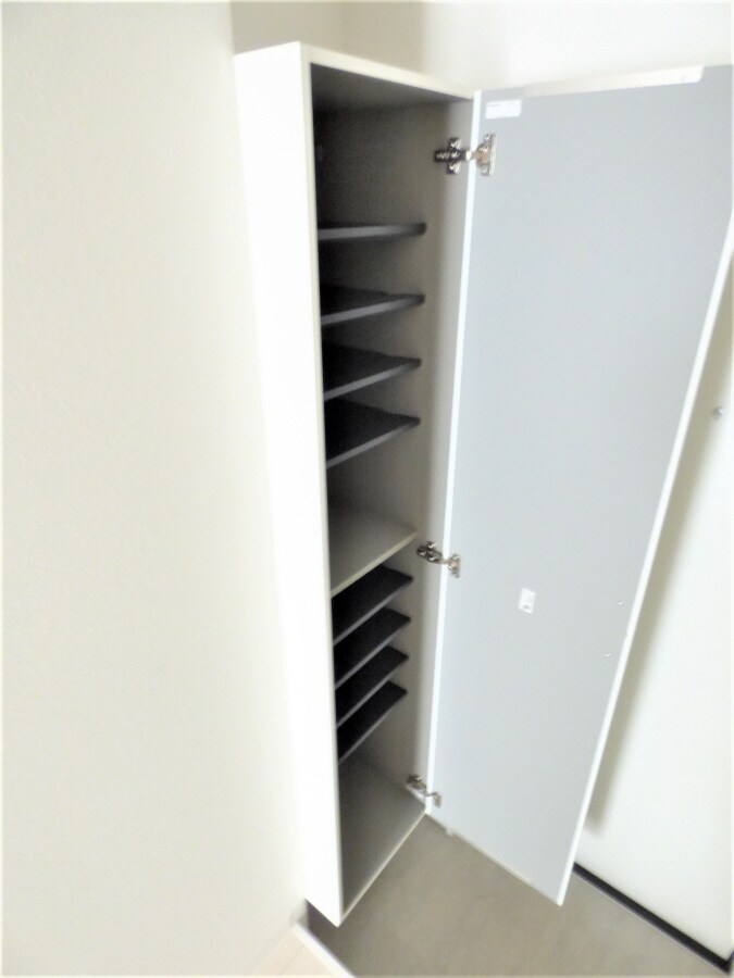 トールタイプのシューズボックス付 ワコーレヴィータ須磨月見山本町