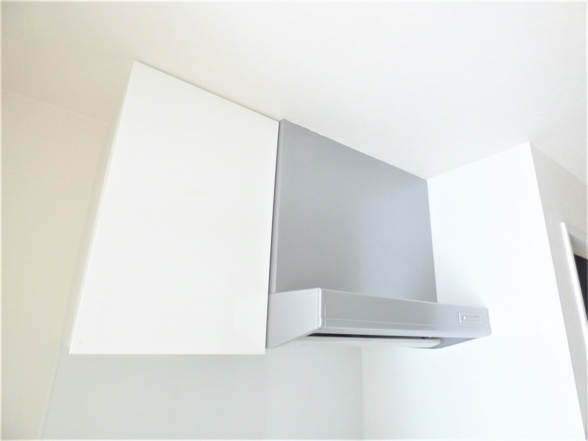 レンジフード＆キッチン収納 ワコーレヴィータ須磨月見山本町