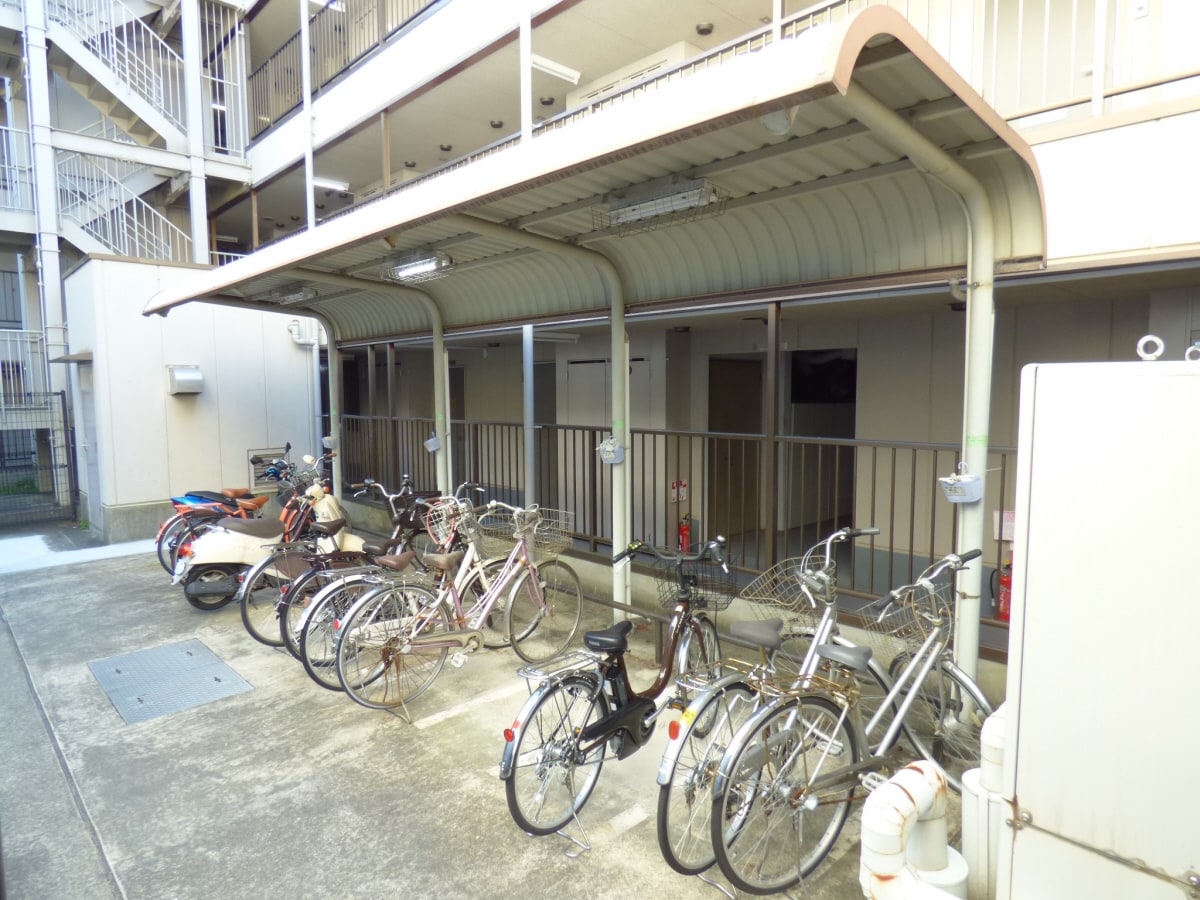 駐輪場 ブリランテ神戸マグノリアコート