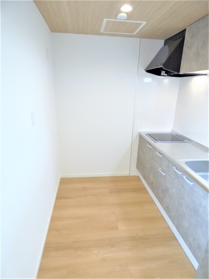 キッチンスペース グランメール月見山