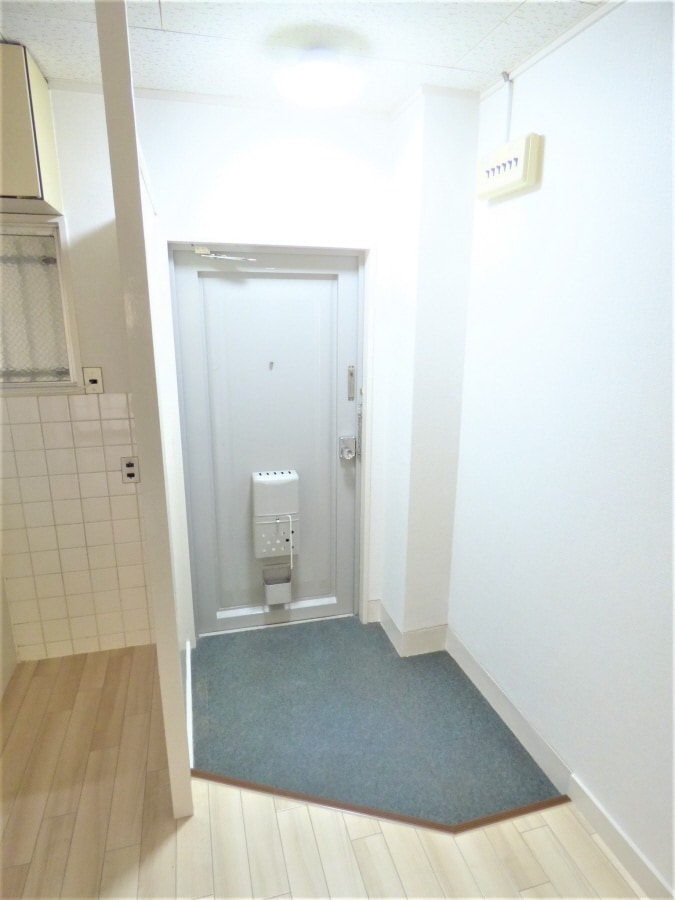 広々とした玄関 大幸ハイツ