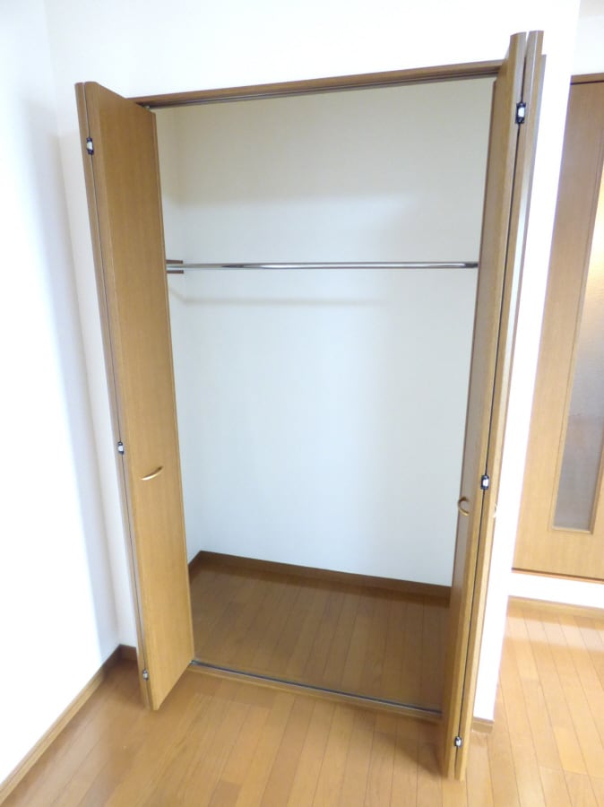 クローゼット ルミエール下條