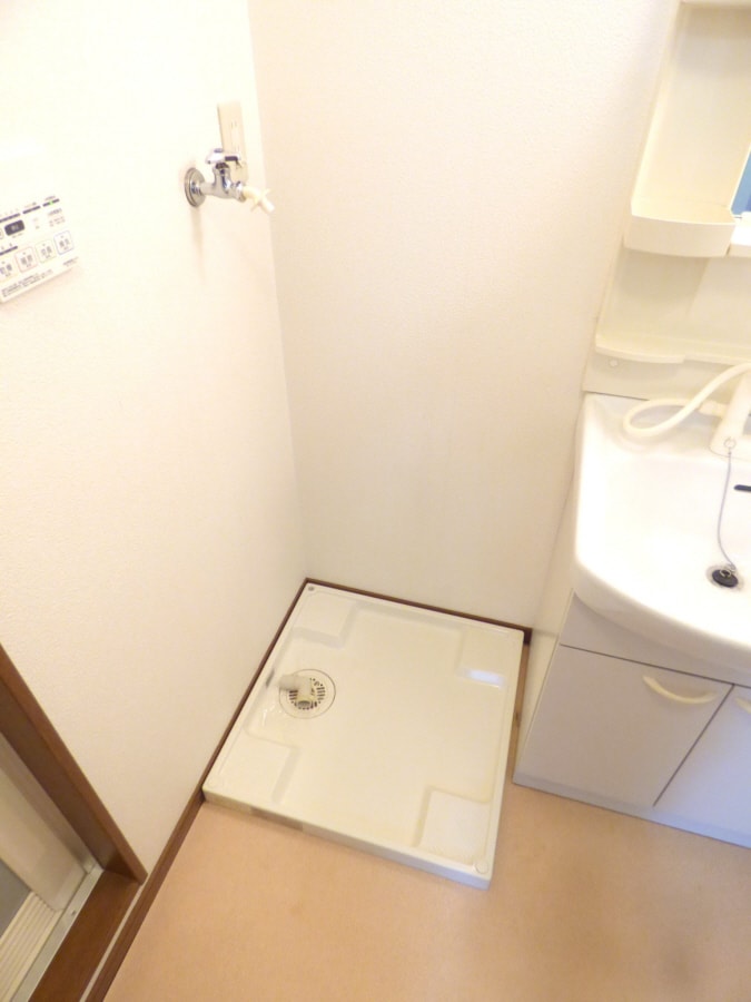 室内洗濯機置場 ルミエール下條