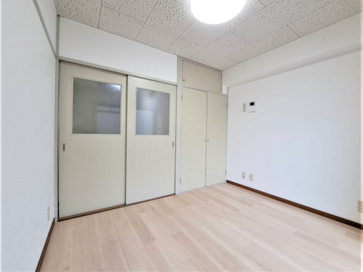 キレイなフローリング ポコアポコ須磨板宿