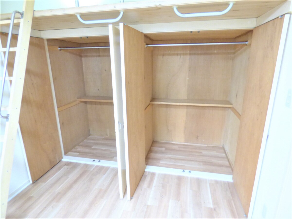 広々としたクローゼット ＡＲ　ＳＵＭＡ２