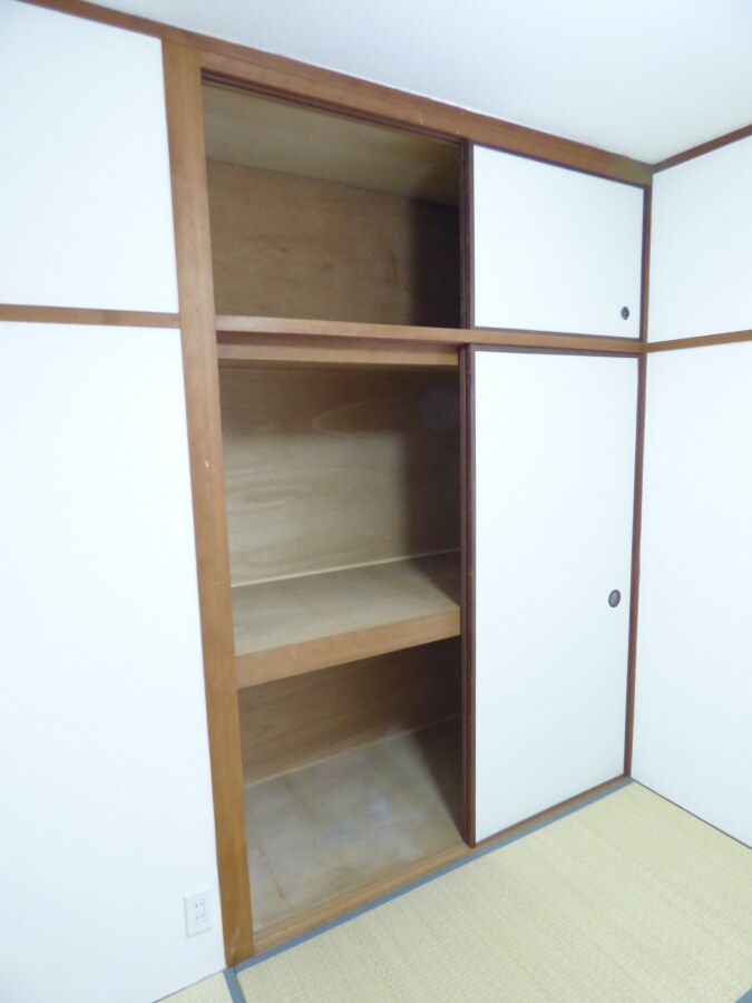 押入 コーポ衣掛