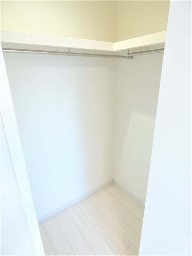 ウォークインクローゼット ワコーレヴィータ須磨月見山本町