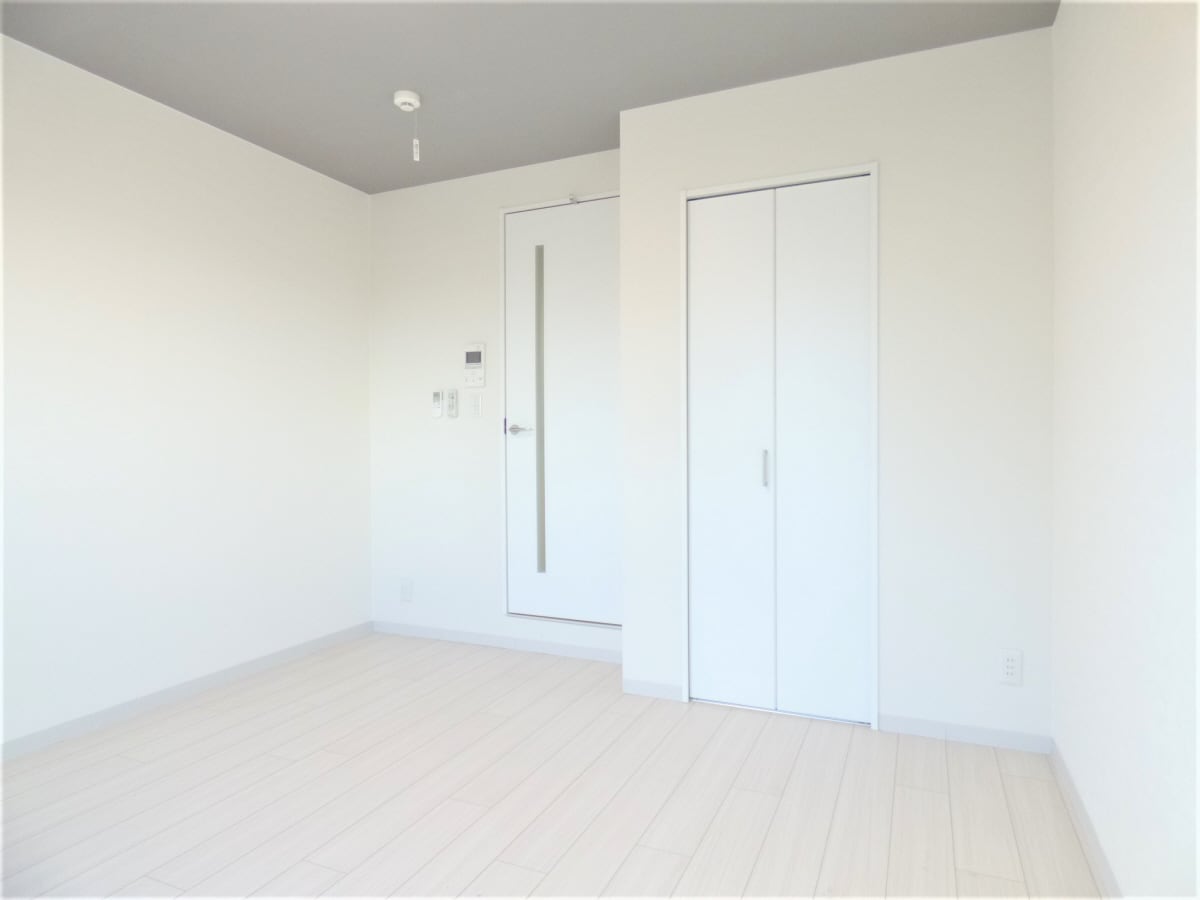 キレイな洋室 ワコーレヴィータ須磨月見山本町