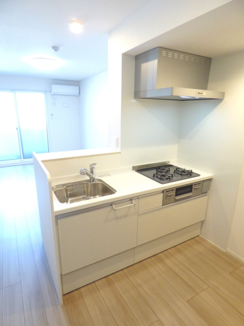 ３口ガスシステムキッチン Ｐｒｅｍｉｅｒｅ　ＳＡＫＵＲＡ