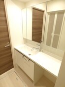 オシャレな洗面台 Ｐｒｅｍｉｅｒｅ　ＳＡＫＵＲＡ