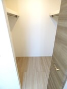 ウォークインクローゼット Ｐｒｅｍｉｅｒｅ　ＳＡＫＵＲＡ