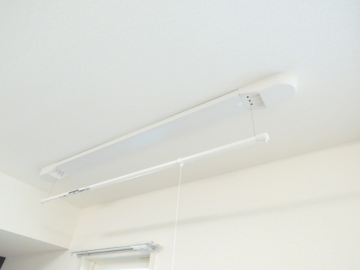 室内物干し機 Ｐｒｅｍｉｅｒｅ　ＳＡＫＵＲＡ