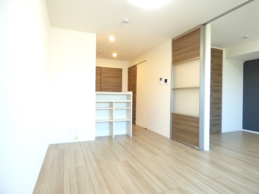 広々としたリビング Ｐｒｅｍｉｅｒｅ　ＳＡＫＵＲＡ