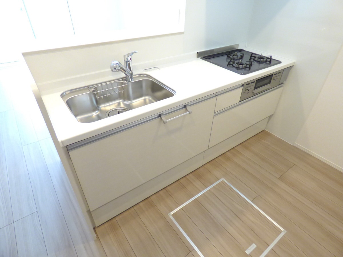 ３口ガスシステムキッチン Ｐｒｅｍｉｅｒｅ　ＳＡＫＵＲＡ