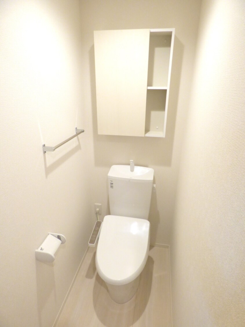 ウォシュレット付トイレ Ｐｒｅｍｉｅｒｅ　ＳＡＫＵＲＡ