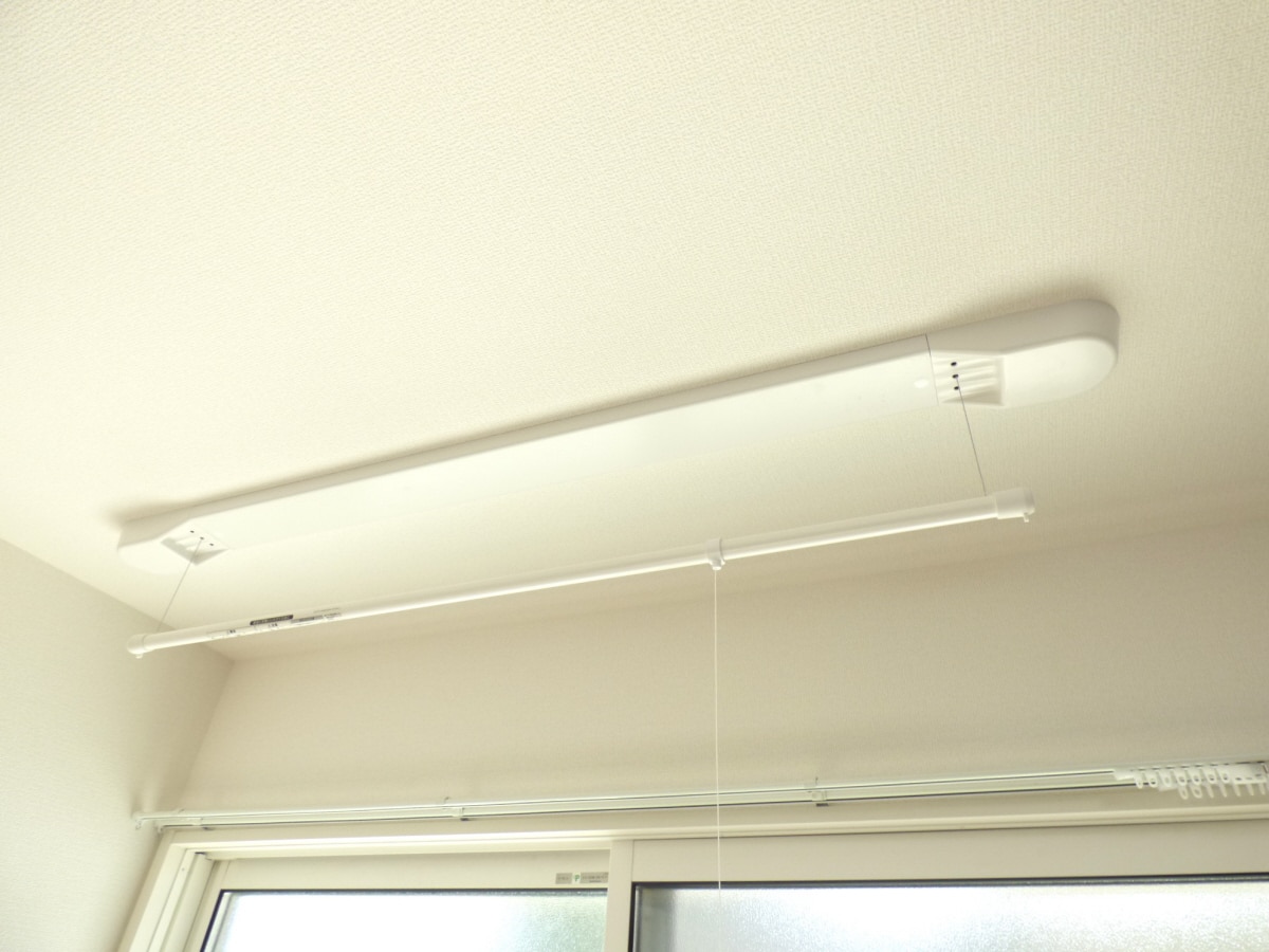 室内物干し機 Ｐｒｅｍｉｅｒｅ　ＳＡＫＵＲＡ