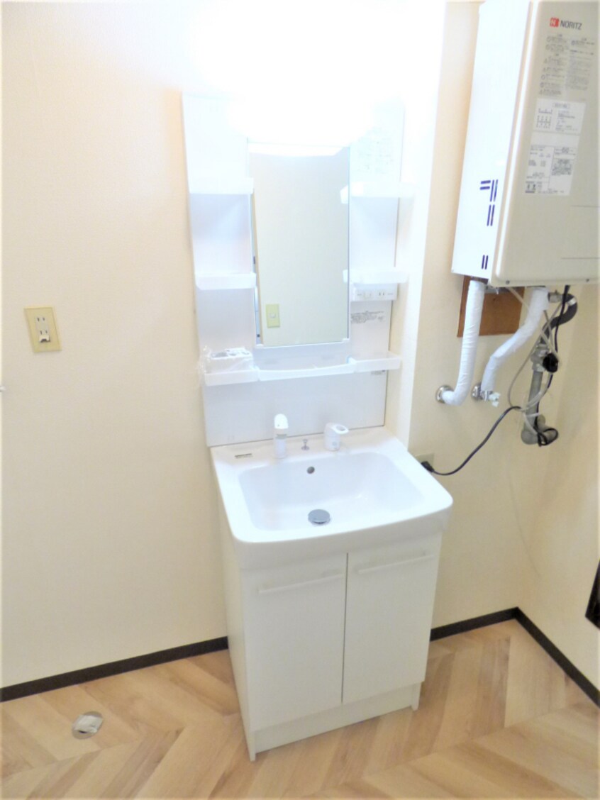 シャンプードレッサー ルミネＢ棟