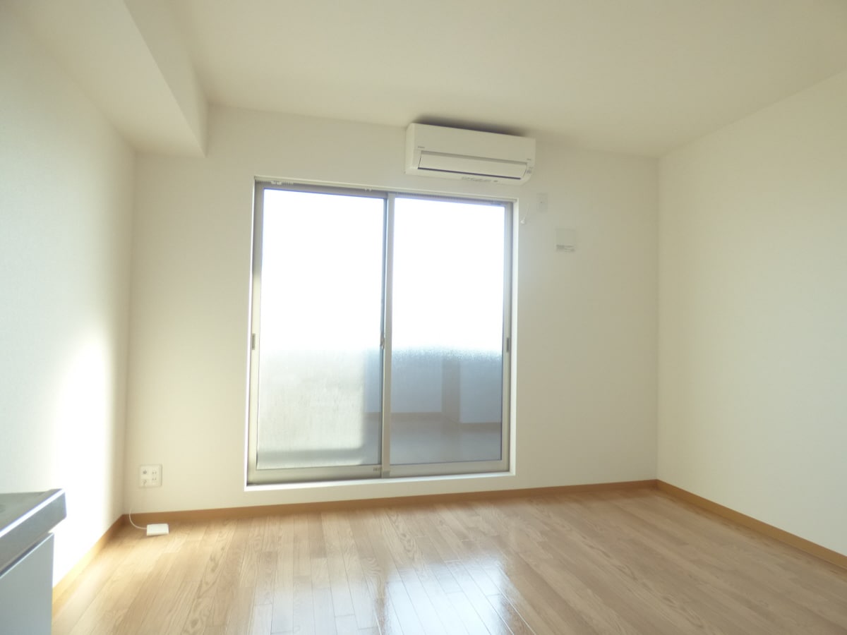 キレイな洋室 ヴューテラス須磨