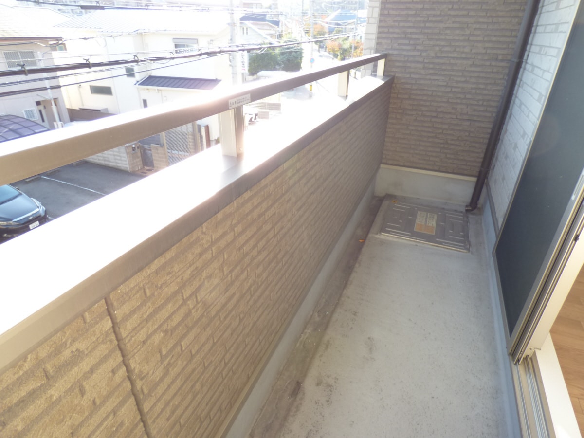 南向きバルコニーで日当たり良好 ヴューテラス須磨