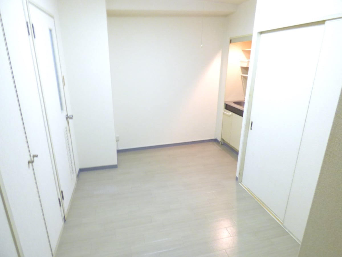 キレイなダイニング ＢＡＫＥＲ７７