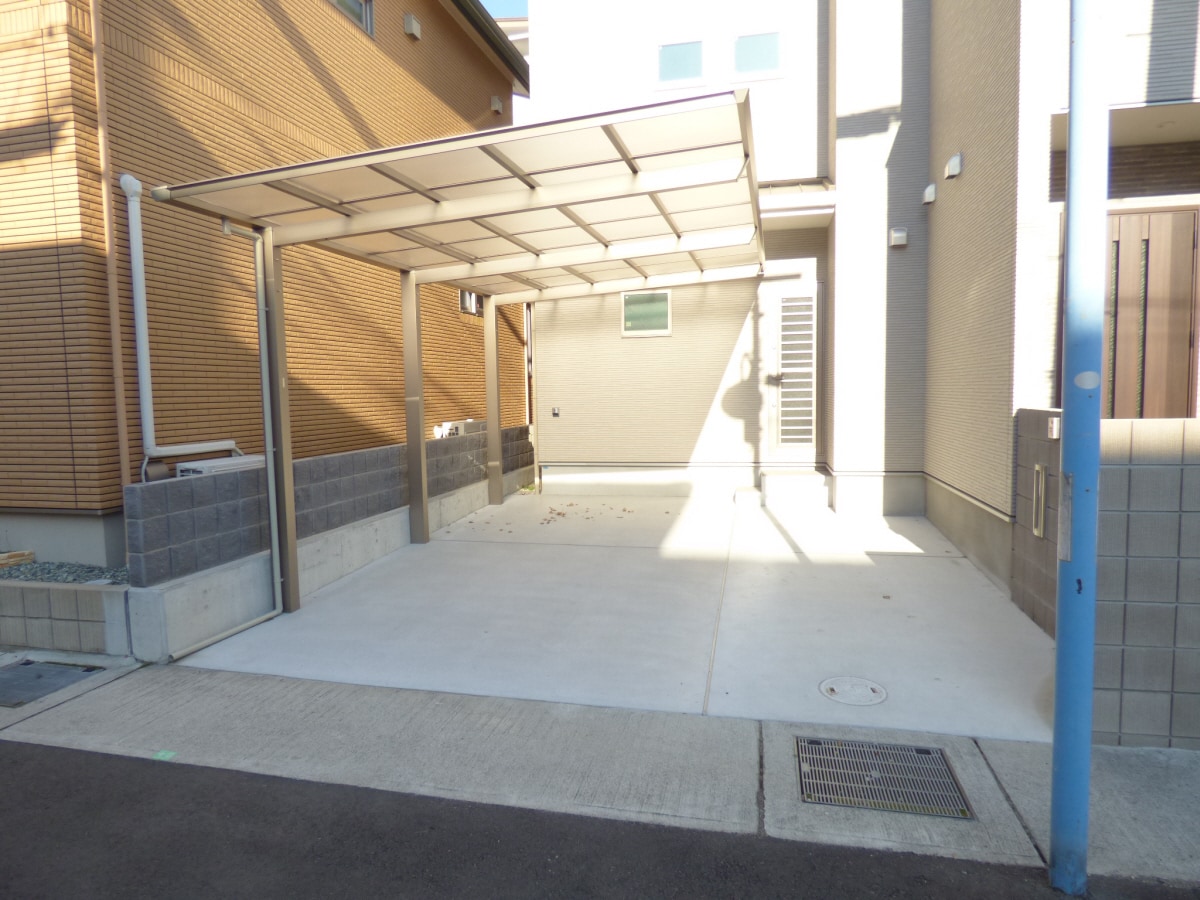 敷地内駐車場完備 磯馴町３丁目貸家