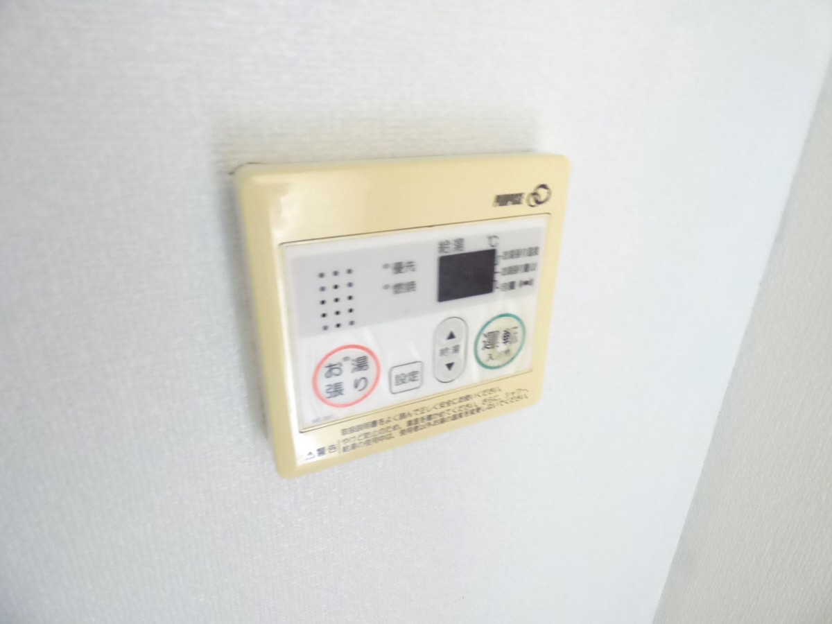給湯器リモコン クレアドル須磨Ⅱ