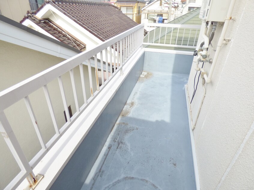 広々としたバルコニー コスモハイツ