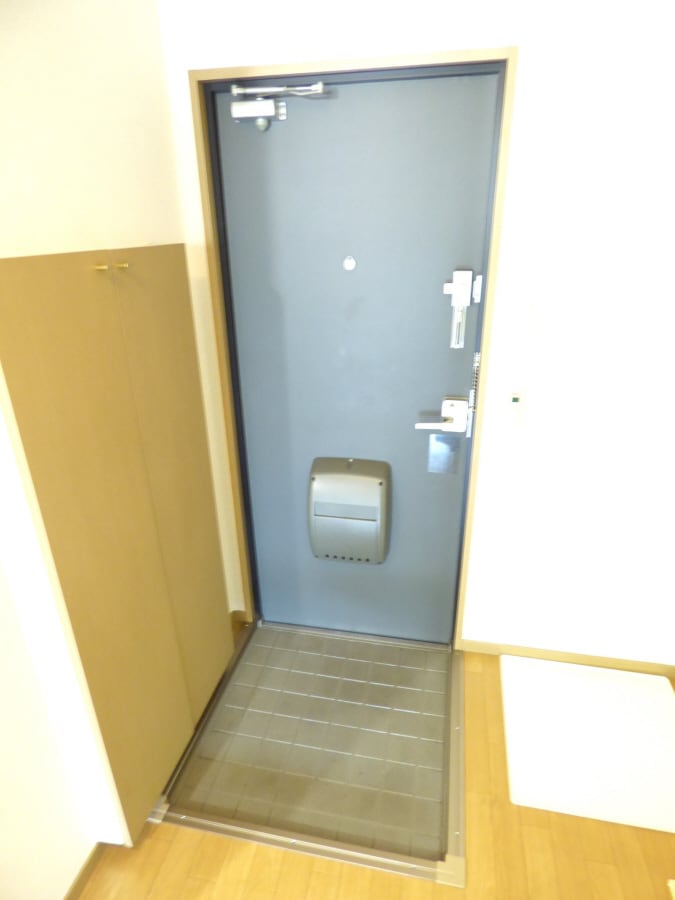 玄関ダブルロック ジュネス離宮